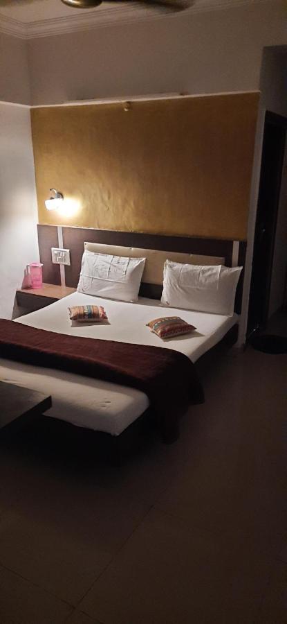 Hotel S K Palace Mahābaleshwar Zewnętrze zdjęcie