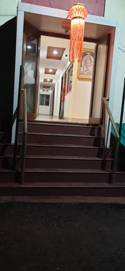 Hotel S K Palace Mahābaleshwar Zewnętrze zdjęcie